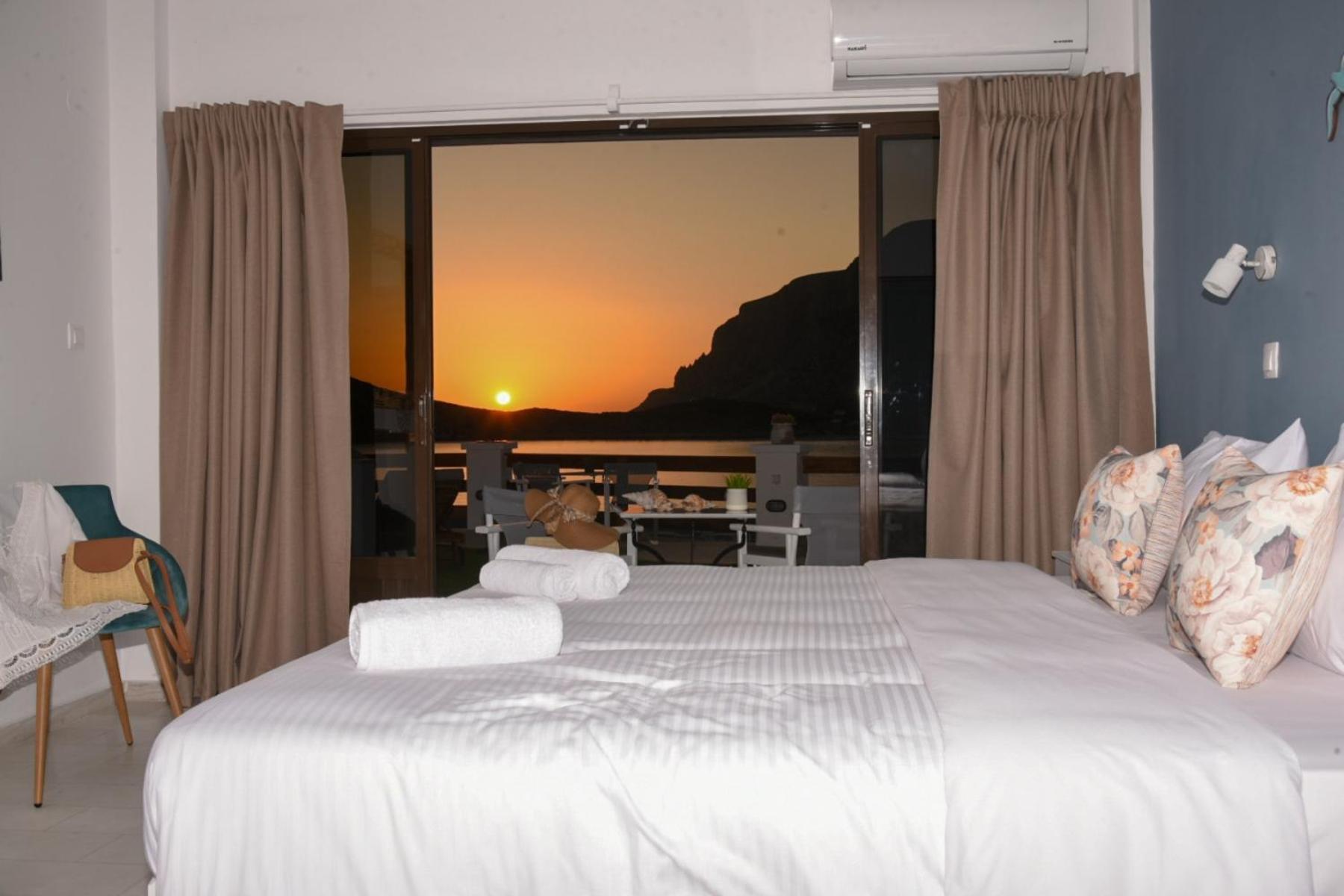 Australia Apartments Kalymnos Town Exterior foto